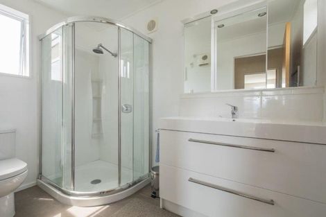 Photo of property in 61 Kennedy Crescent, Wanaka, 9305