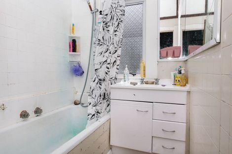 Photo of property in 49 Swinburn Street, Dannevirke, 4930