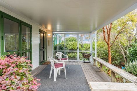 Photo of property in 9 Astelia Way, Waipahihi, Taupo, 3330