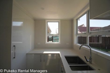 Photo of property in 4 Kenderdine Road, Papatoetoe, Auckland, 2025