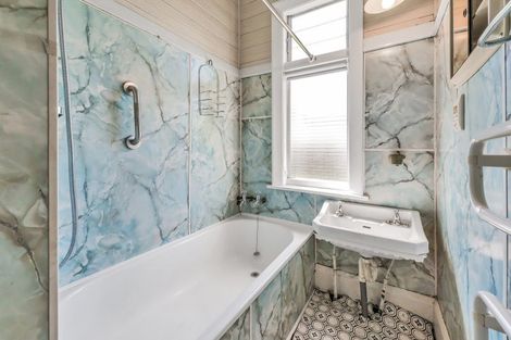 Photo of property in 43 Selwyn Street, Leeston, 7632