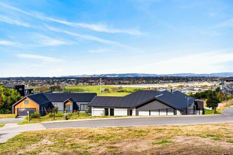 Photo of property in 95 Oak Road, Poraiti, Napier, 4112