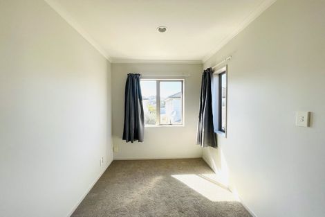 Photo of property in 3 Dione Place, Flat Bush, Auckland, 2016