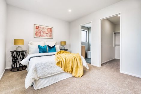 Photo of property in 61b Totaravale Drive, Totara Vale, Auckland, 0629