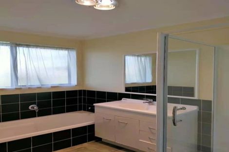 Photo of property in 62 Hillside Road, Papatoetoe, Auckland, 2025