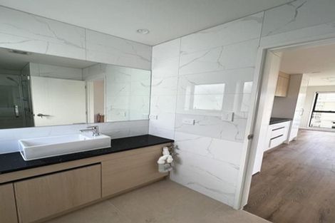 Photo of property in 103a Grove Road, Papakura, 2110