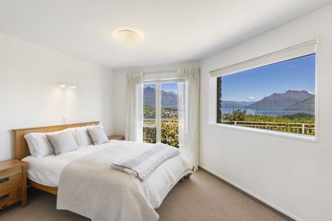 Photo of property in 54 Panorama Terrace, Queenstown, 9300