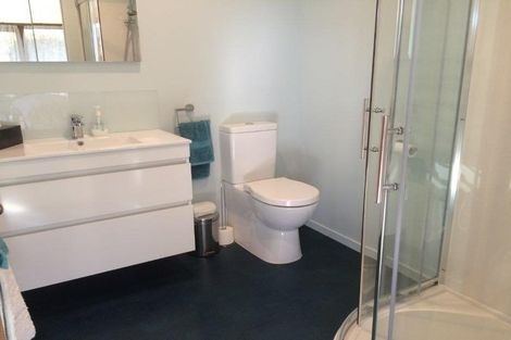 Photo of property in 8 Kennedy Crescent, Wanaka, 9305