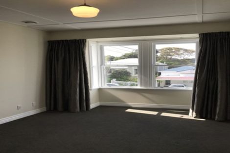 Photo of property in 74 Wright Street, Mount Cook, Wellington, 6021