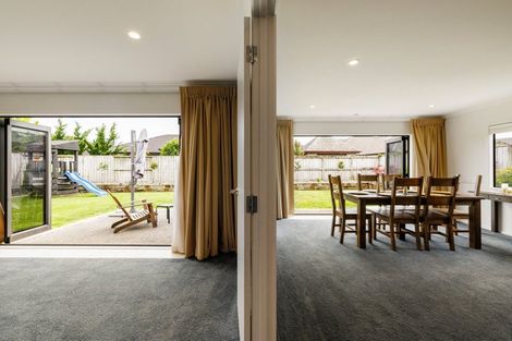 Photo of property in 24 Langdale Court, Huntington, Hamilton, 3210