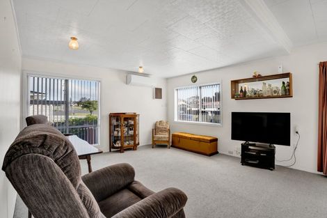 Photo of property in 21 Seyton Street, Stratford, 4332