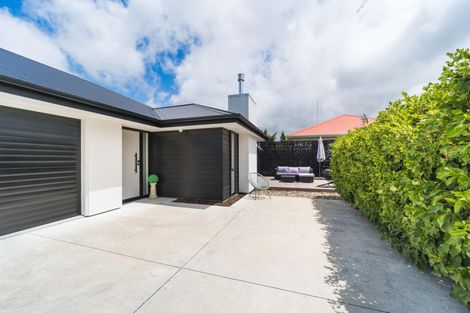 Photo of property in 6 Ngaio Street, West End, Palmerston North, 4412