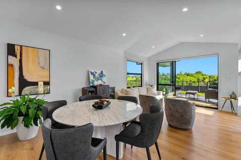 Photo of property in 82 Hayfield Way, Karaka, Papakura, 2113