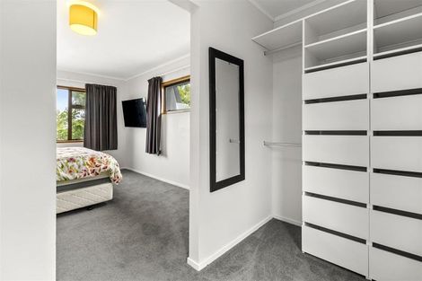 Photo of property in 9 Gloria Avenue, Te Atatu Peninsula, Auckland, 0610