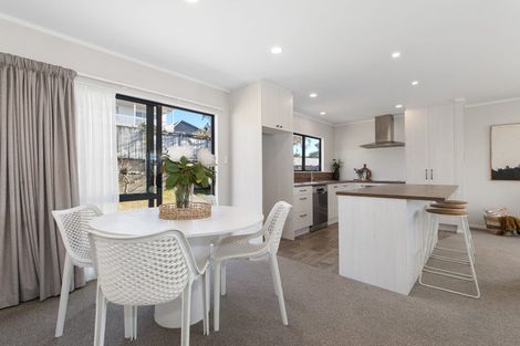 Photo of property in 76b Windsor Road, Bellevue, Tauranga, 3110