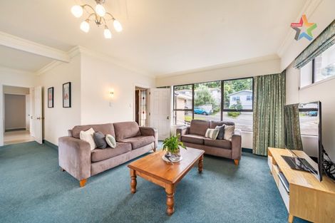 Photo of property in 4 Gainsborough Grove, Belmont, Lower Hutt, 5010