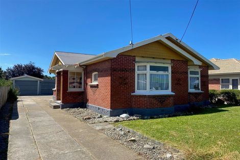 Photo of property in 16 Teviot Street, Oamaru North, Oamaru, 9400