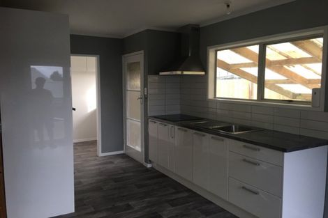 Photo of property in 24a Pohutukawa Drive, Owhata, Rotorua, 3010