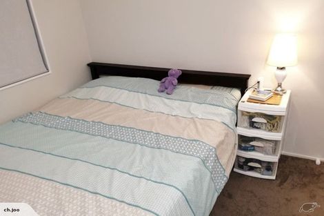 Photo of property in 2/29 Seine Road, Forrest Hill, Auckland, 0620