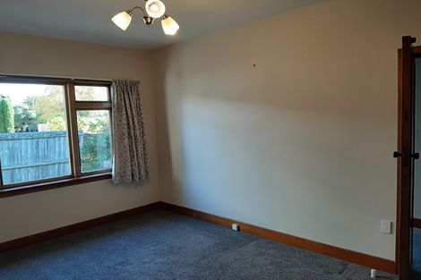 Photo of property in 118 Holly Road, St Albans, Christchurch, 8014