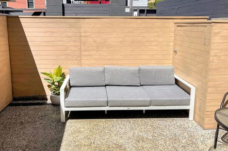 Photo of property in 28a Maclaggan Street, Dunedin Central, Dunedin, 9016