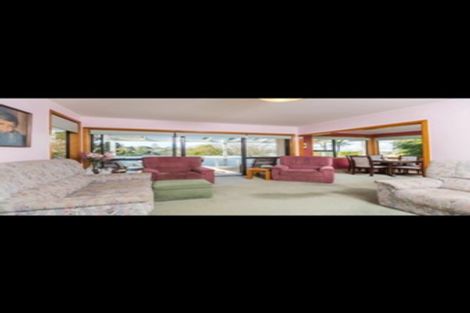 Photo of property in 1 Tiber Road, Forrest Hill, Auckland, 0620