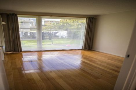 Photo of property in 1/11 Liston Street, Northcote, Auckland, 0627