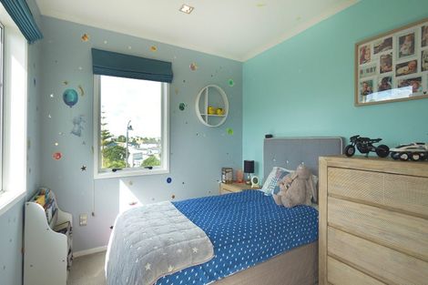 Photo of property in 17 Cape Cod Drive, Gulf Harbour, Whangaparaoa, 0930