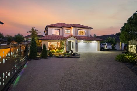 Photo of property in 20 Heyington Way, East Tamaki Heights, Auckland, 2016