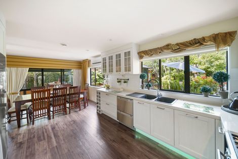 Photo of property in 20 Heyington Way, East Tamaki Heights, Auckland, 2016