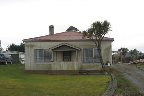 Photo of property in 6 Pitt Street, Runanga, 7803