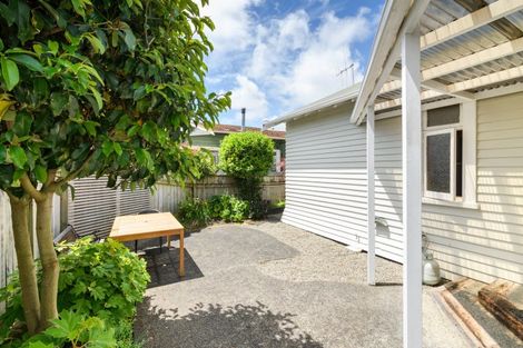 Photo of property in 9 Rongopai Street, Palmerston North, 4414
