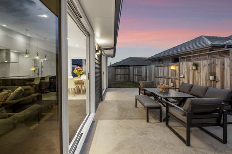 Photo of property in 12 Kahuparere Crescent, Pyes Pa, Tauranga, 3112