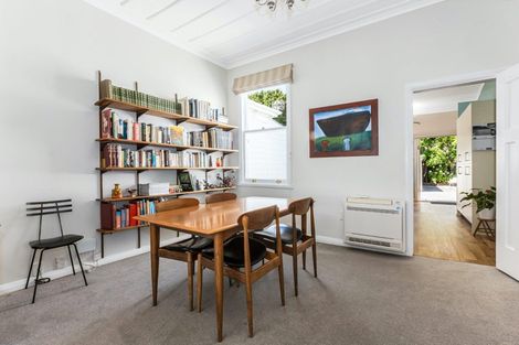 Photo of property in 69 Marine Parade, Eastbourne, Lower Hutt, 5013
