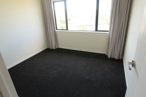Photo of property in 79 Maka Terrace, Orewa, 0931