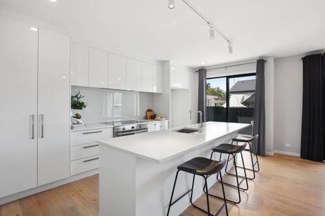 Photo of property in 138 Bucklands Beach Road, Bucklands Beach, Auckland, 2012