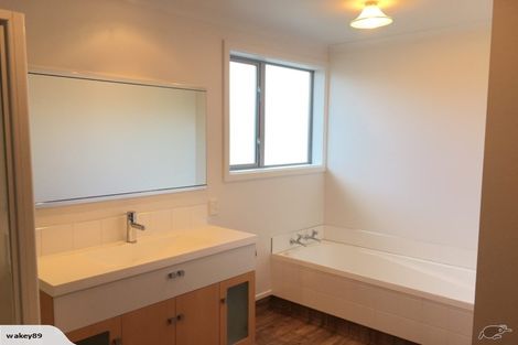 Photo of property in 49 Inniscort Street, Cromwell, 9310