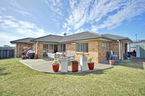 Photo of property in 56 Norm Freeman Drive, Te Puke, 3119