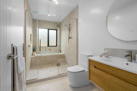 Photo of property in 9b Bourke Drive, Cambridge, 3434