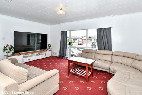 Photo of property in 9 Von Sturmer Street, Mangere East, Auckland, 2024