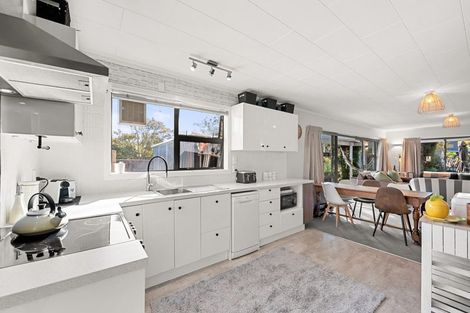 Photo of property in 210a Te Moana Road, Waikanae, 5036