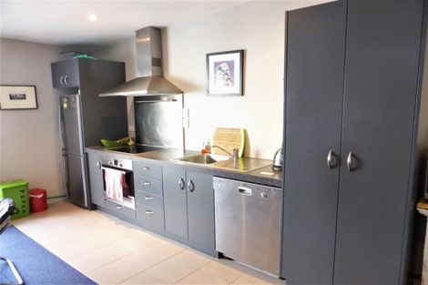 Photo of property in 3/35 Home Street, Mount Victoria, Wellington, 6011