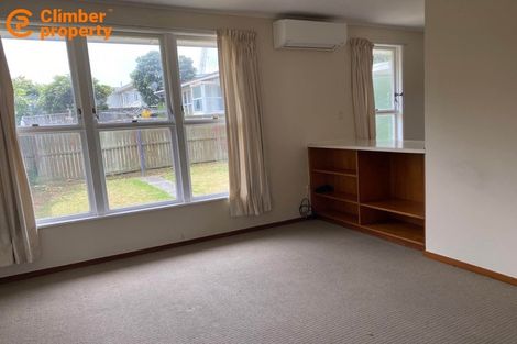 Photo of property in 5156/142 Lake Road, Northcote, Auckland, 0627
