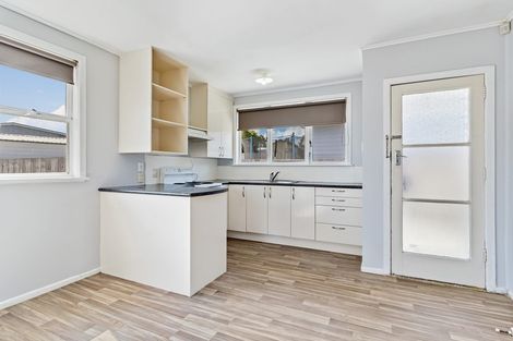 Photo of property in 16a Penfold Place, Henderson, Auckland, 0610