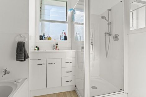 Photo of property in 6 Mountbatten Place, Te Puke, 3119