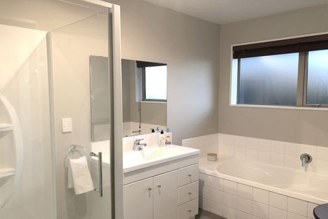 Photo of property in 31 Rolleston Drive, Rolleston, 7614