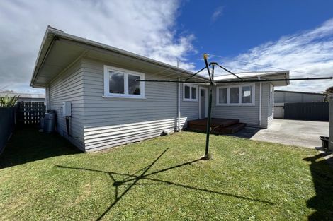 Photo of property in 30 Botanical Road, Takaro, Palmerston North, 4412