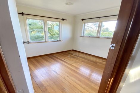 Photo of property in 14 Lanigan Street, Birkdale, Auckland, 0626