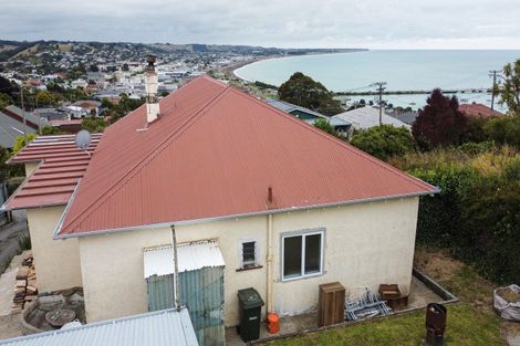 Photo of property in 19 Avon Street, South Hill, Oamaru, 9400