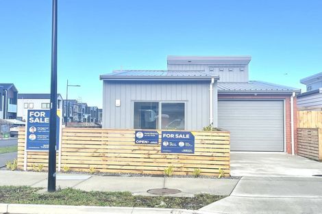 Photo of property in 1 Hoia Street, Papakura, 2110